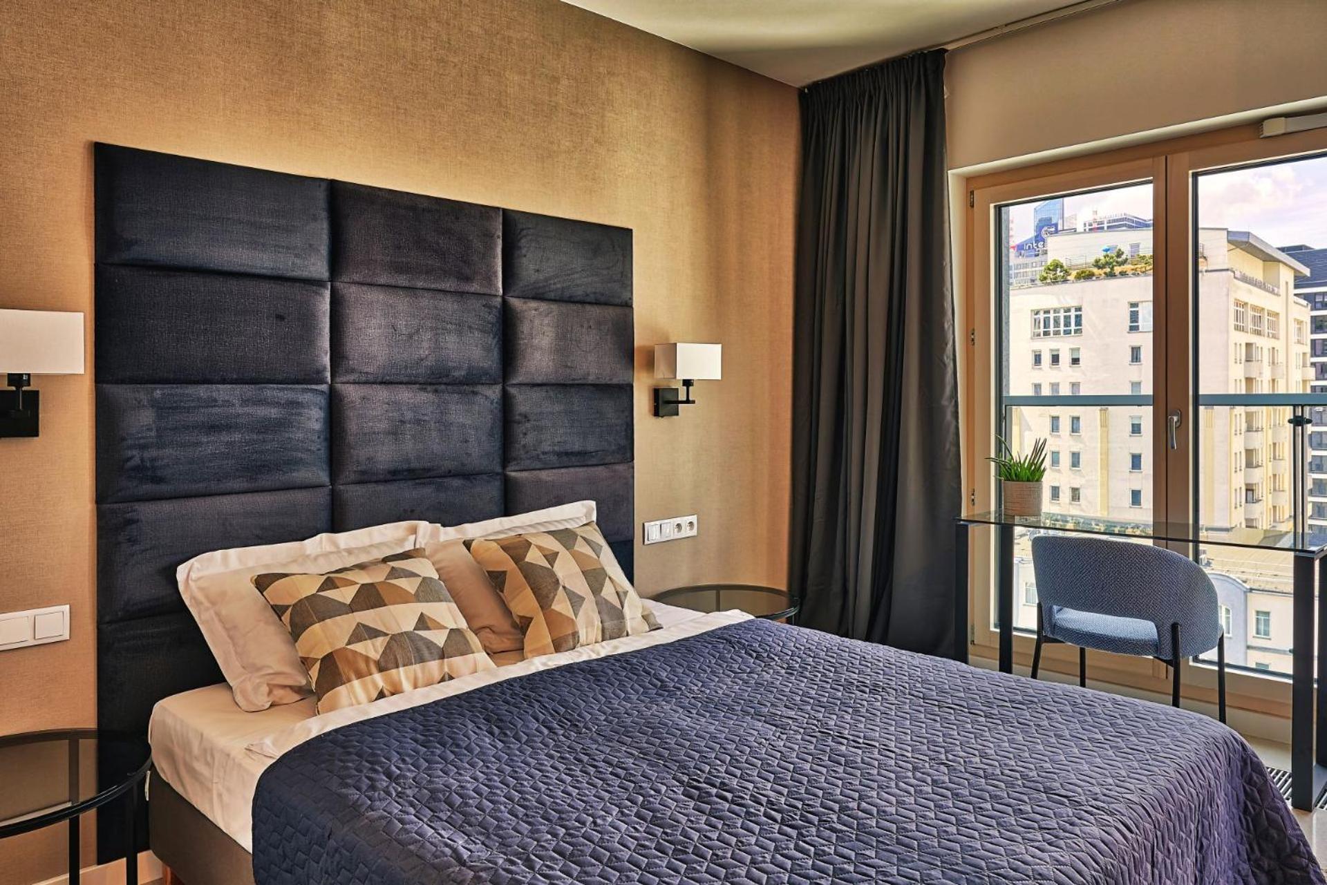 Mennica Residence Deluxe Βαρσοβία Δωμάτιο φωτογραφία